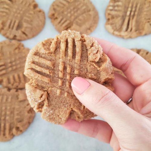 Old-fashioned peanut butter cookies
