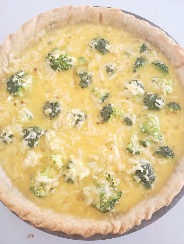 Easy Broccoli and Cheese Quiche ⋆ NellieBellie
